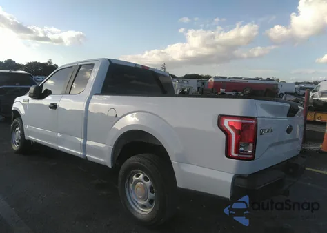 2015 Ford F-150 Xl z USA, uszkodzony, nr VIN 1FTEX1CF9FFB38827